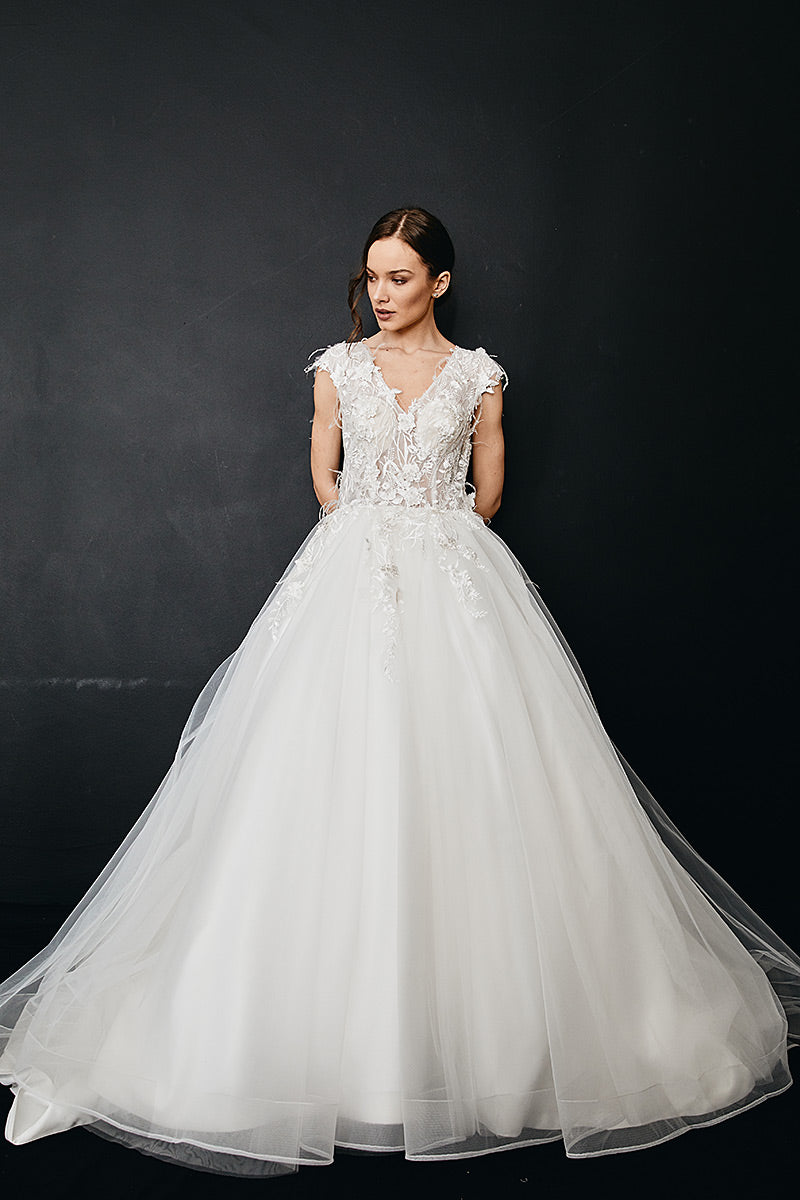 Rochie de mireasa cu dantela si tull, in stil printesa Forever