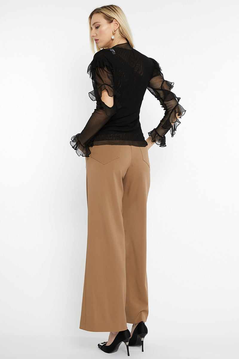 Alege pantalonul larg de stofa Caramel