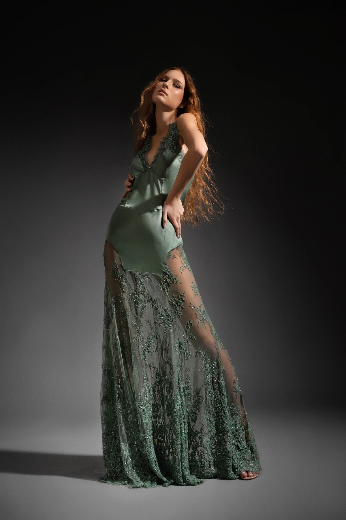 Rochie din mătase și dantelă brodată – Nadia R1S27