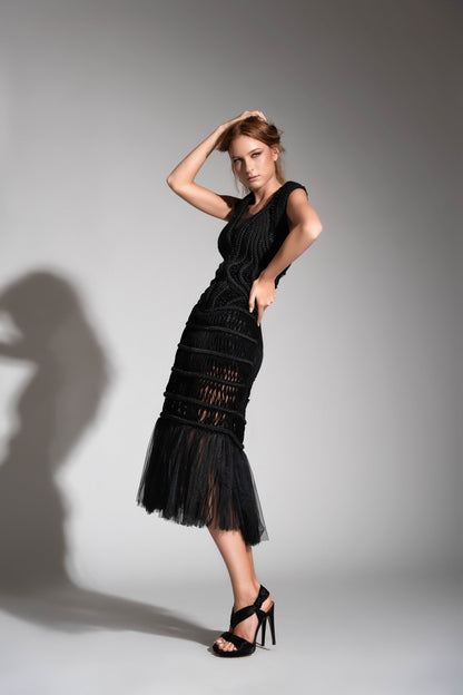 Rochie de seară neagră brodată manual – Catania R17S27