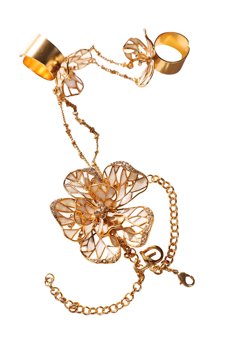 Bratara cu inel Nenuphar din alama acoperiti cu strat gros de aur si cristale