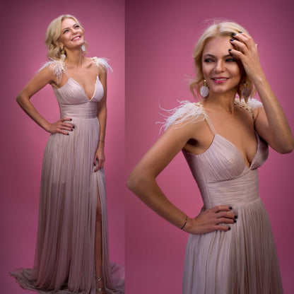 Rochie lunga de matase naturala cu corsaj si pene pe umar R14H20