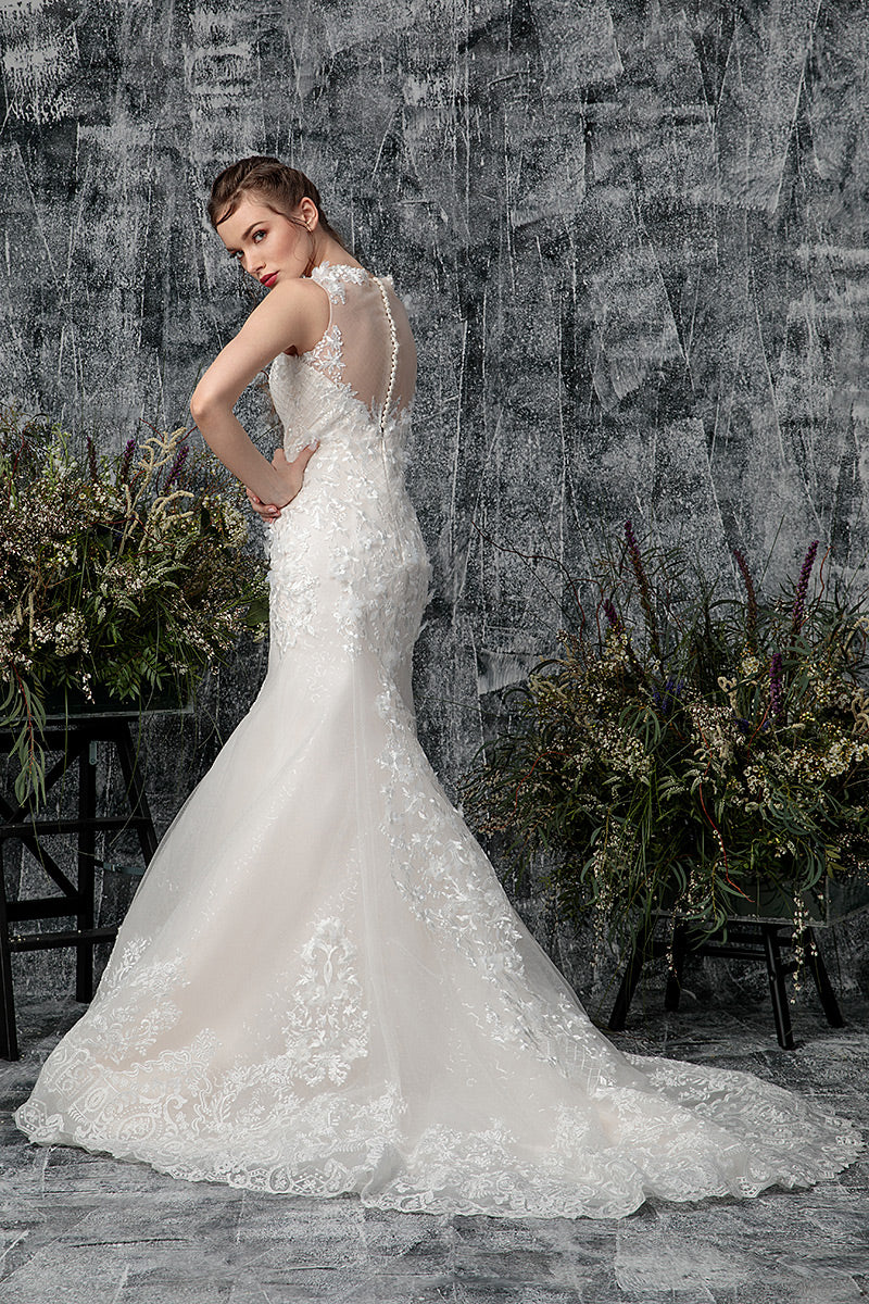 Rochie de mireasa lunga din dantela cu corsaj in stil sirena Dream