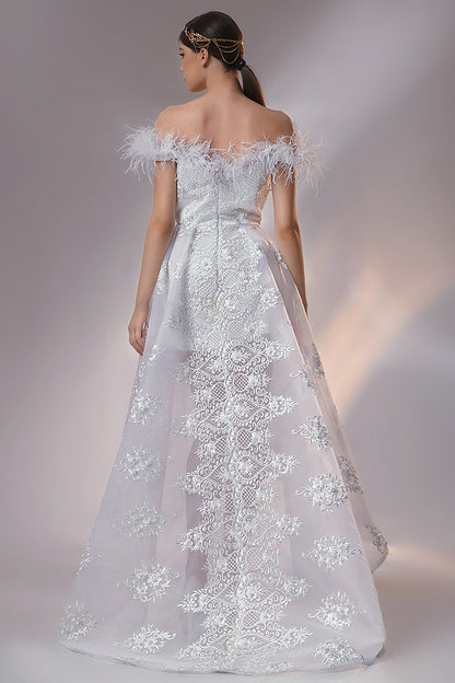 Rochie de mireasa asimetrica cu corsaj si pene, haute couture M12h24 Kamina