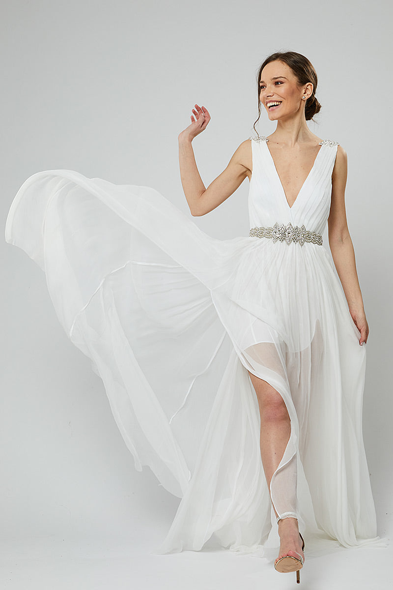 Rochie de mireasa lunga din matase naturala si broderie cu pietre Vera