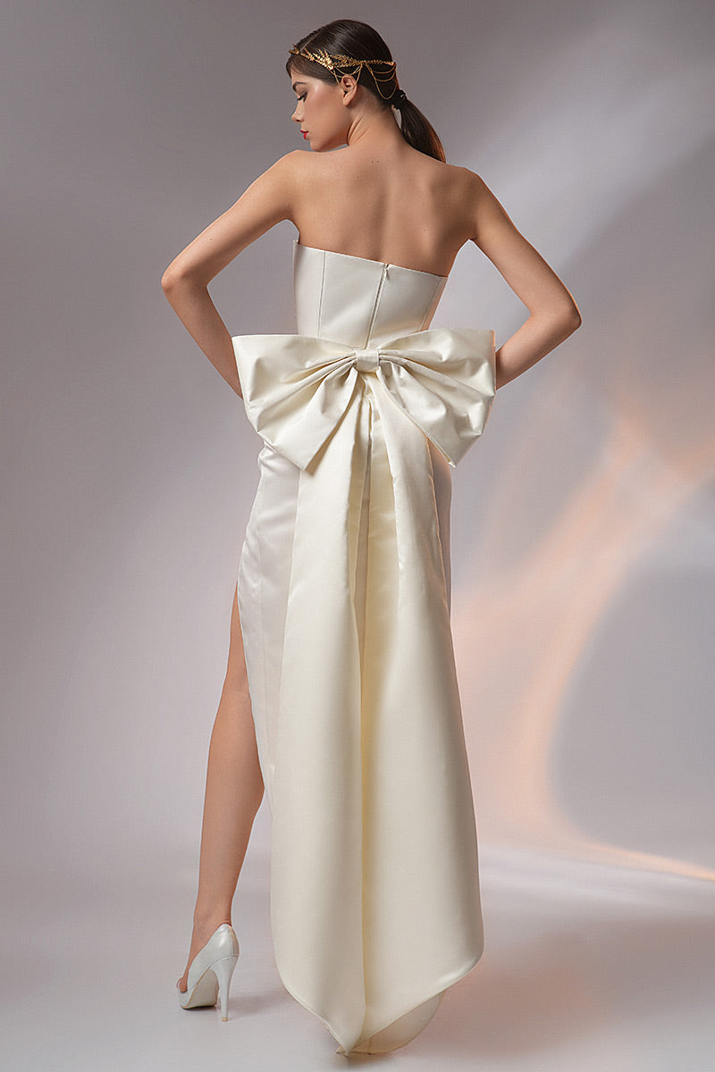 Rochie de mireasa lunga din tafta cu funda M13h24 Ewa