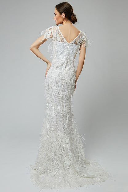 Rochie de mireasa lunga cu broderie si dantela rip sirena cu trena si maneci scurte Valentina