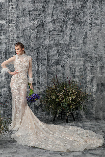 Rochie de mireasa lunga din dantela cu corsaj in stil sirena cu trena  Sensuality