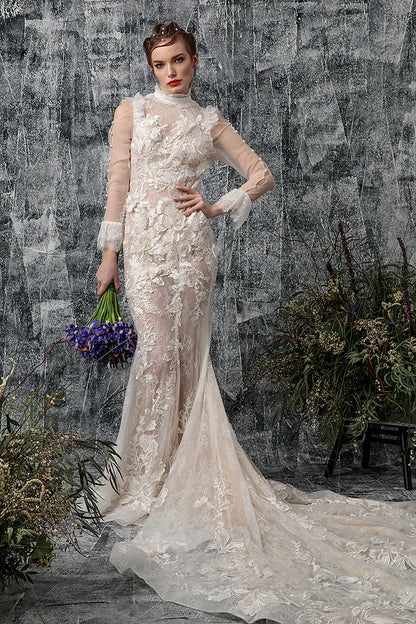 Rochie de mireasa lunga din dantela cu corsaj in stil sirena cu trena  Sensuality