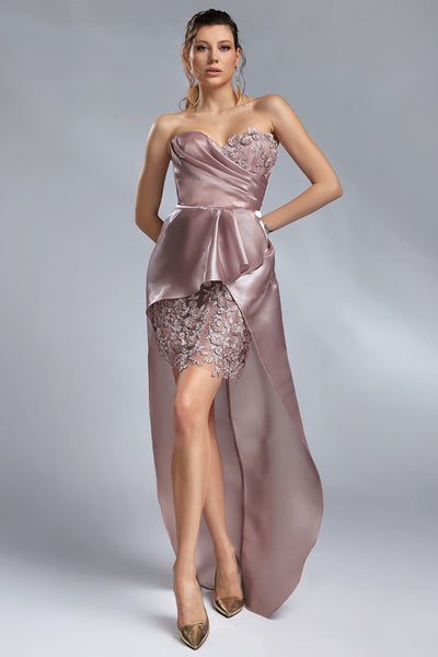 Toscana, Rochie asimetrică din dantelă și tafta Aqua, cu corsaj drapat ce evidențiază talia. Modernă, spectaculoasă și realizată pe măsurile tale.