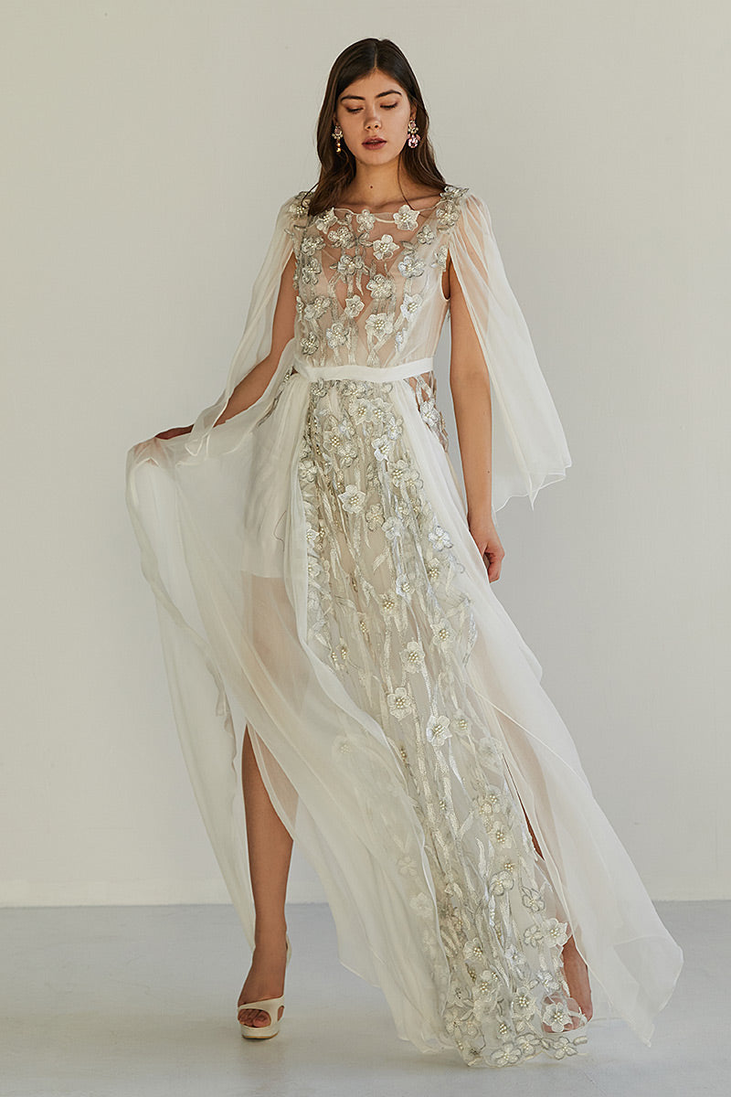 Rochia Strezitia, lunga, din matase naturala, de mireasa, cu maneci lungi si dantela, R14H23