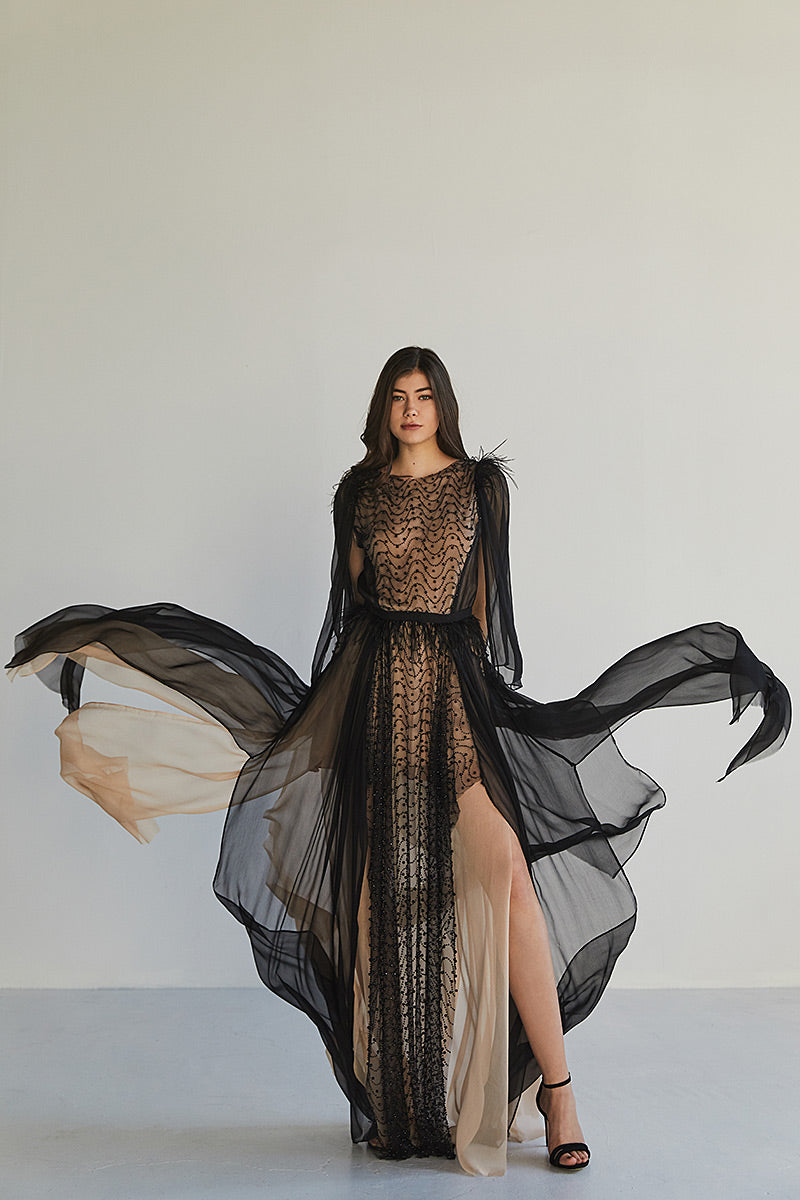 Rochia Fresia, lunga, din matase naturala, de seara, cu maneci lungi si dantela, R17H23