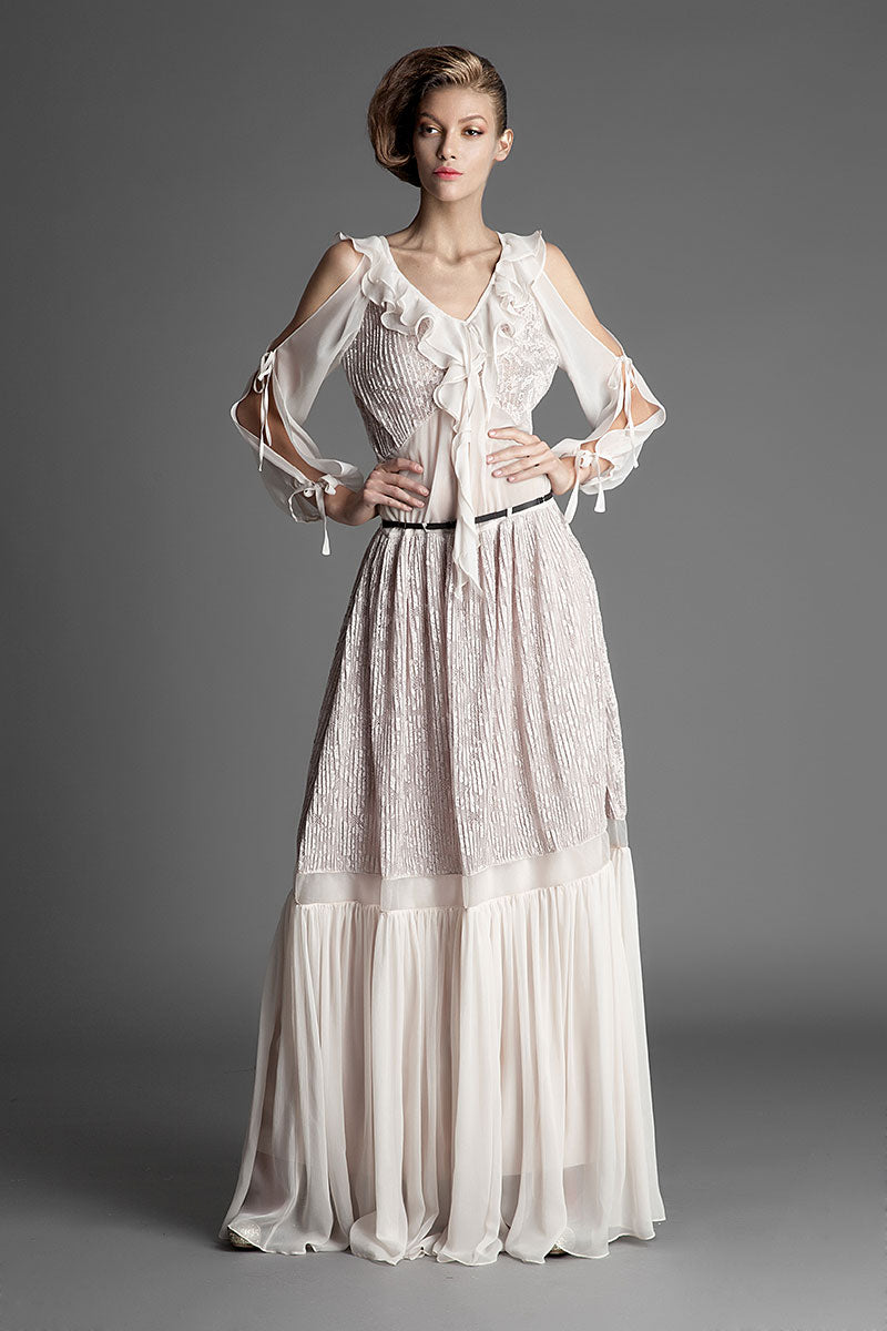 Rochie lunga eleganta cu maneci lungi de dantela si matase naturala.R21H17