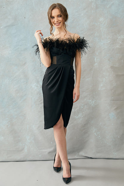 Rochie neagra scurta de ocazie cu corset si pene R24H20