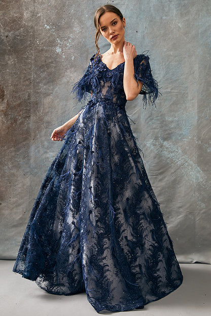 Rochie tip printesa lunga cu dantele si pene R29H20