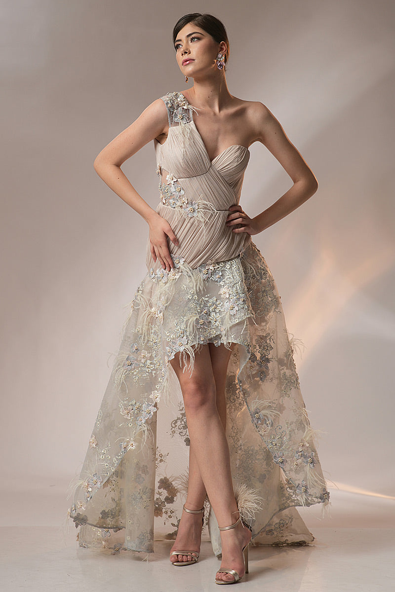 Rochie de seara asimetrica R2h21cu corsaj si pene Jane  