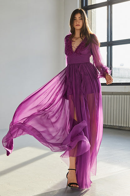 Rochie matase lunga Violacea, de seara, cu maneci lungi si pene de strut
