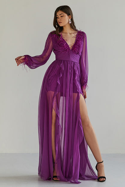 Rochie matase lunga Violacea, de seara, cu maneci lungi si pene de strut