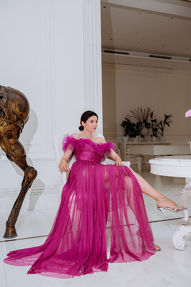 Rochie lunga de matase cu umerii goi Magic