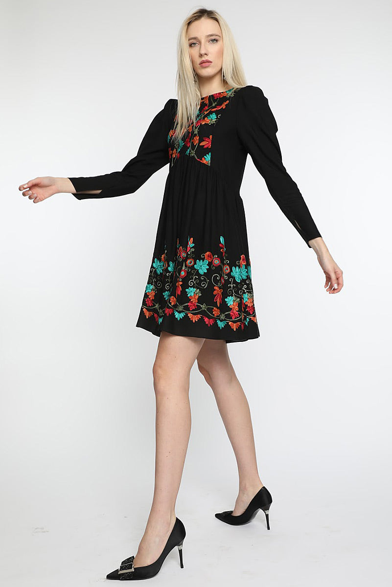 Rochia superba de de zi din matase naturala si lana cu broderie Fresh Love