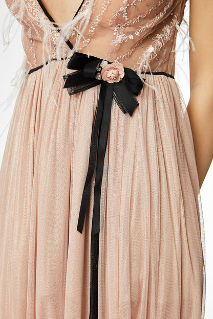 Rochie lunga de seara, eleganta, cu matase naturala si broderie cu pene R6H20