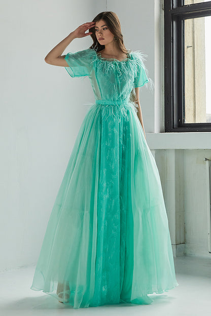 Rochia Greeny, lunga, din matase, de seara, fluida, verde, cu maneci scurte si umerii goi, R7H23