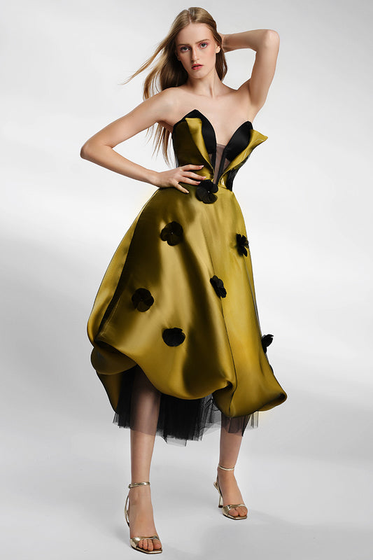 Rochia eleganta midi, din organza cu corsaj Rozia