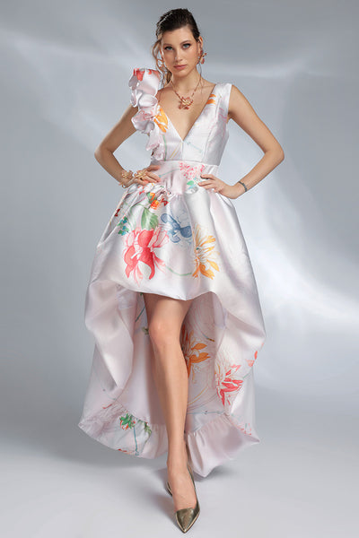 Portofino, Rochie de seară asimetrică din tafta cu detaliu floral spectaculos pe umăr. Croială sculpturală, fresh și sofisticată, realizată pe măsura ta.