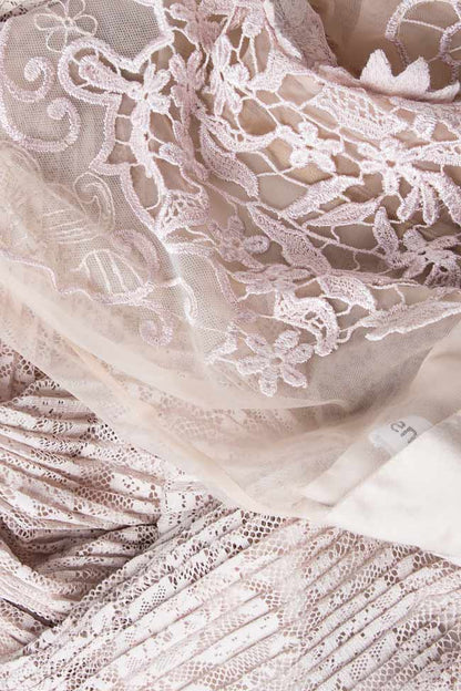 Salopeta eleganta de ocazie, asimetrica cu broderie si pliseu S2H17