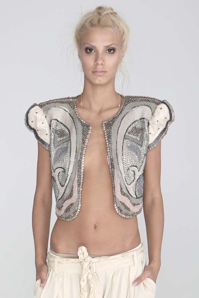 Bolero brodat manual cu maneci scurte Lora